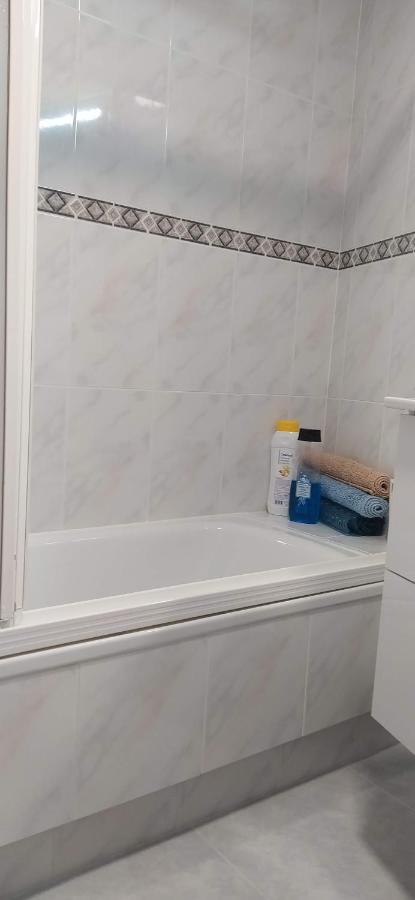 Moderno Y Luminoso 2 Dormitorios Con Todas Las Comodidades En Pontevedra Ciudad Exteriör bild